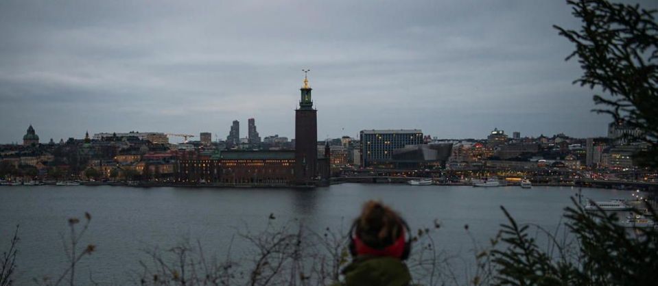 La journée ne dure que 4 heures à Stockholm en ce moment, en plus le Soleil ne s'est pas montré une seule fois en Décembre