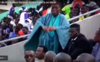 A MOURIR DE RIRE LE VIEUX DANSEUR ABDOU BABA LY AU STADE